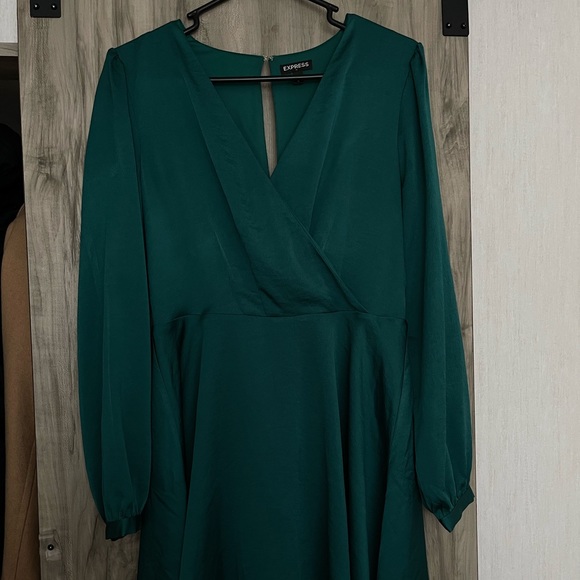 express emerald green dress Green Dresses | Women's Sage, Teal, Emerald Dresses